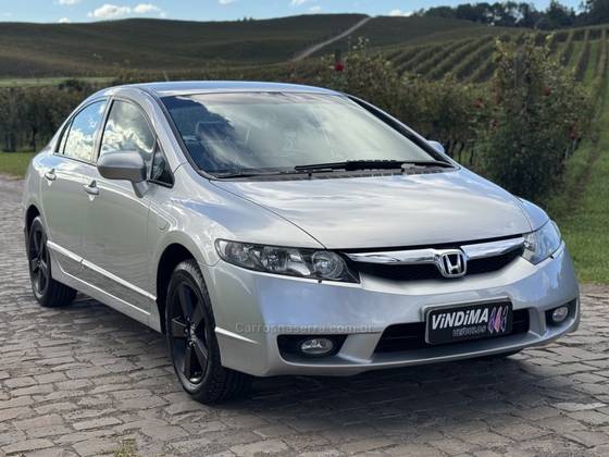 HONDA CIVIC 1.8 LXS 16V FLEX 4P MANUAL